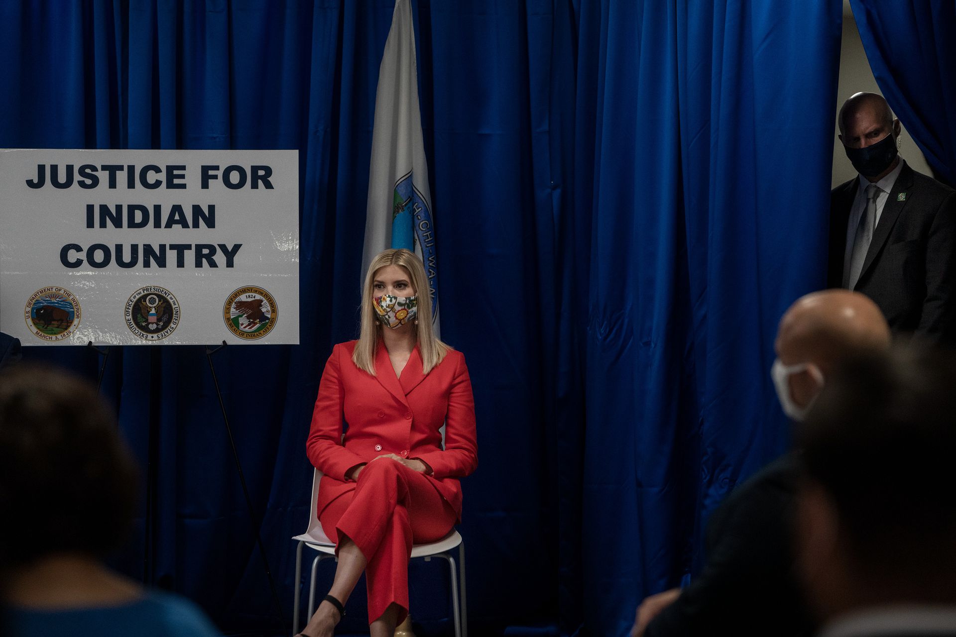 【美国大选】特朗普被曝涉嫌逃税 伊万卡牵涉其中