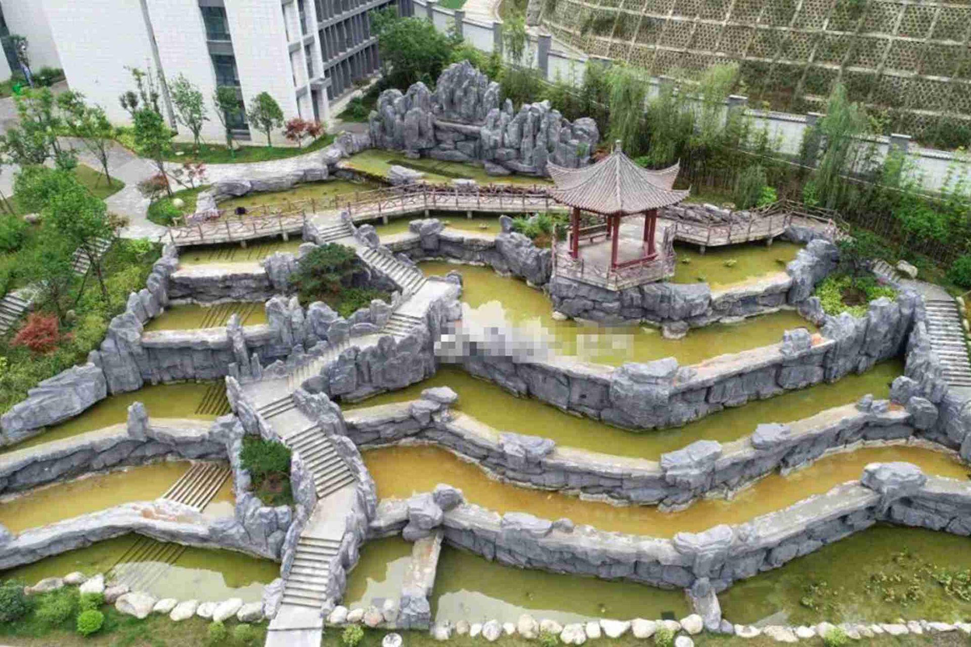 败家子!陕西脱贫县7.1亿豪华中学火速被拆