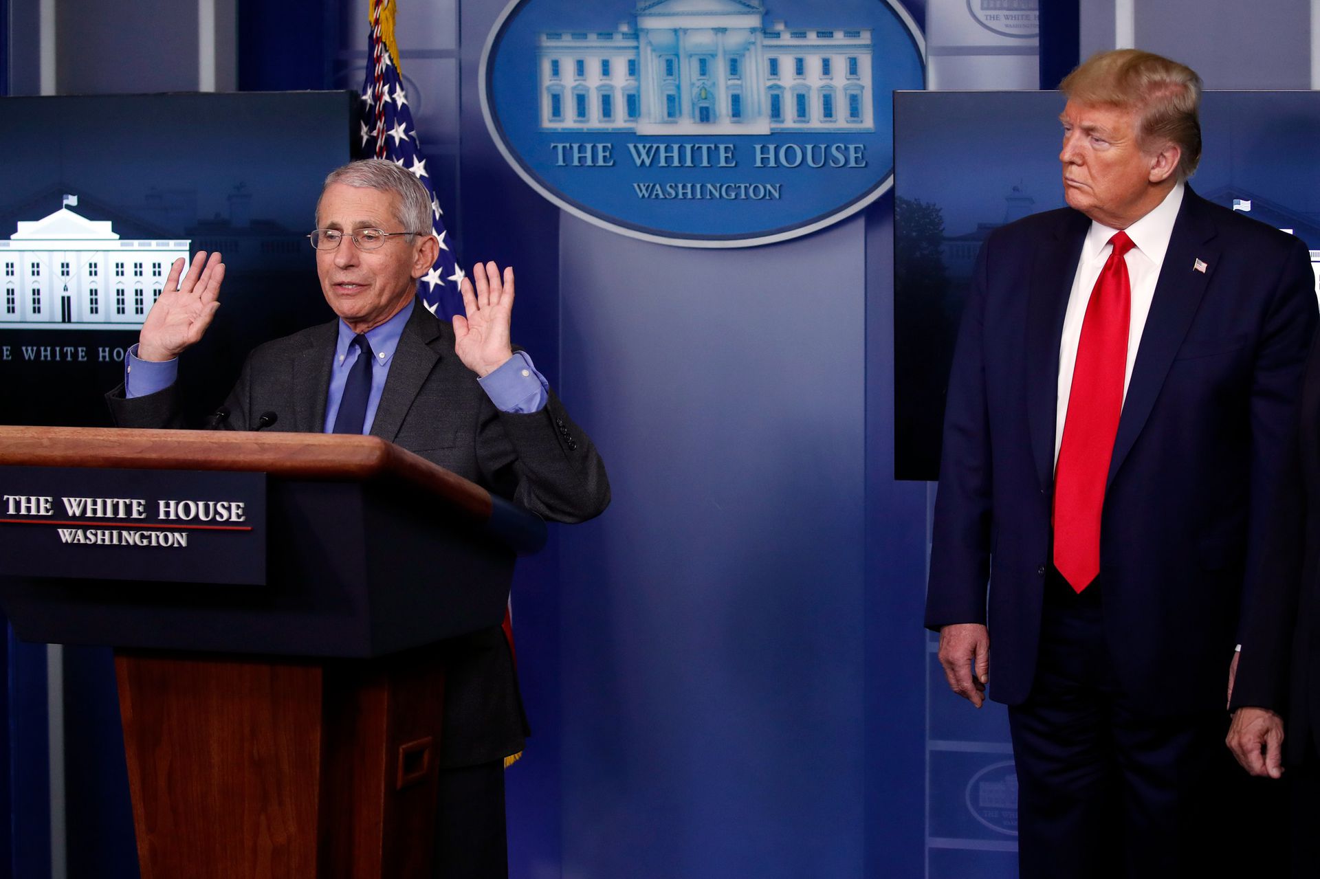 福奇揭白宫疫情大爆发原因 谈特朗普仍然咳嗽