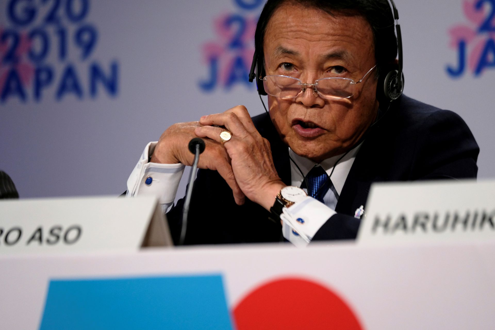 新冠肺炎 麻生太郎指东京奥运被诅咒 每40年就出现问题 多维新闻 全球