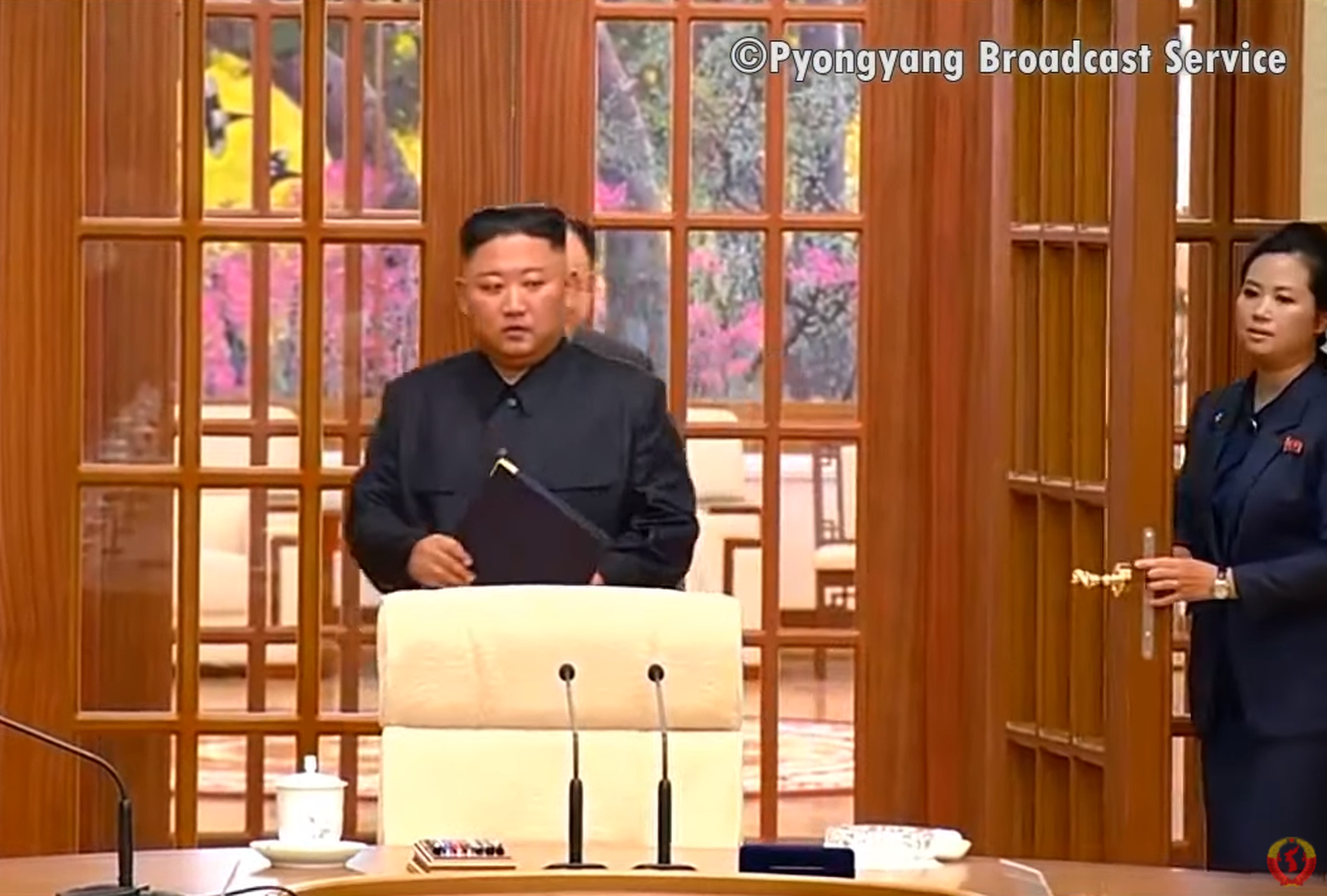 韩国媒体普遍认为，玄松月目前负责朝鲜领导人的日常工作。（朝鲜中央电视台视频截图）