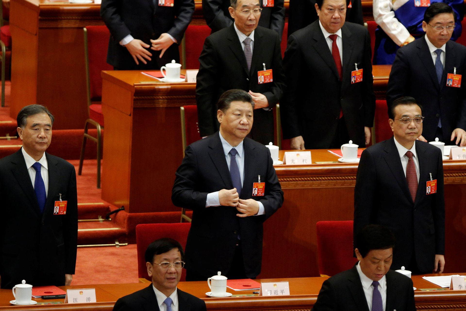 2019年3月15日，中国第十三届全国人民代表大会第二次会议在北京人民大会堂举行闭幕会。图为习近平、李克强、汪洋（左）出席闭幕会。（Reuters）