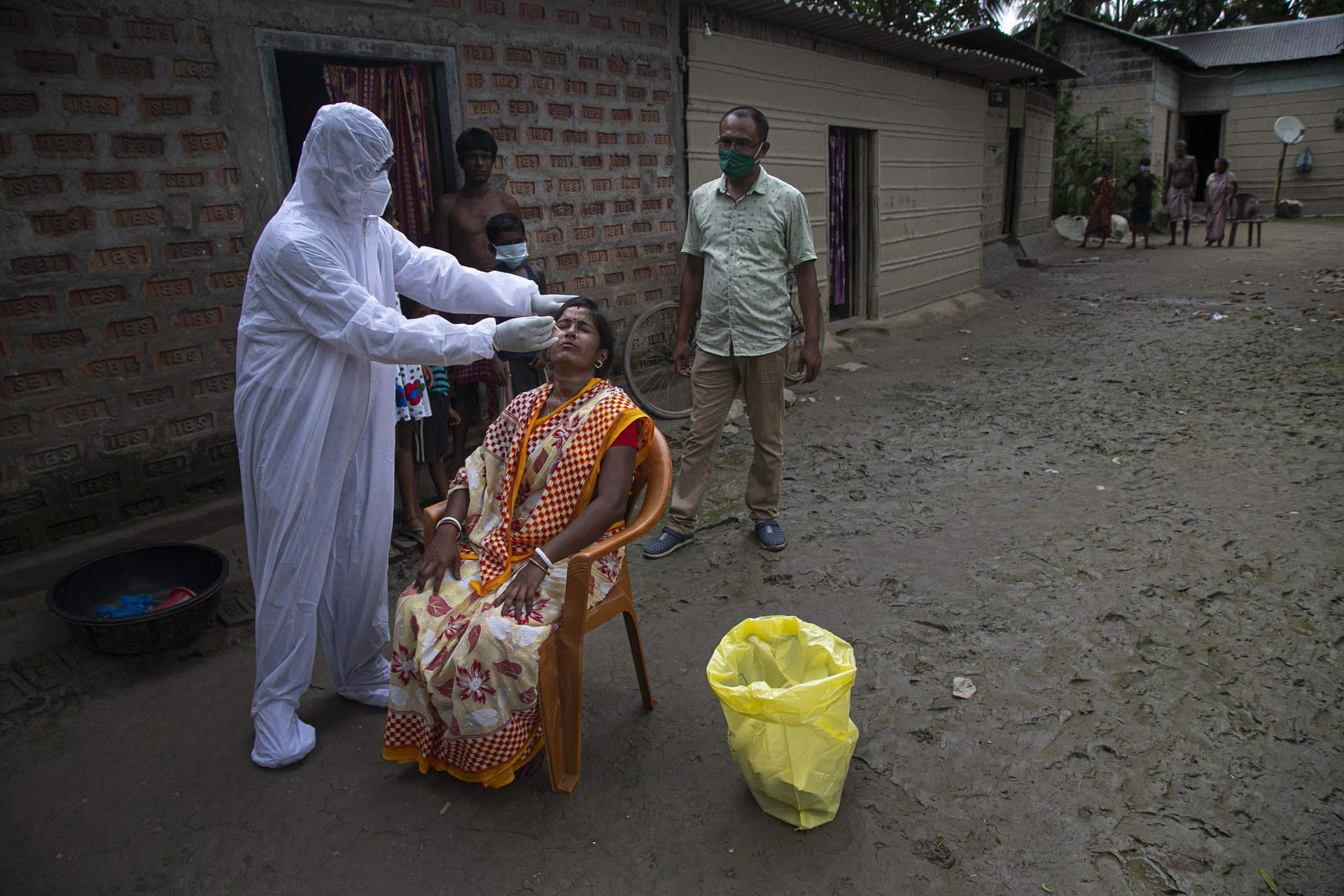 幸而,在新冠疫情之下,计划在2021年4月举行大选的阿萨姆地区仍能维持基本的社会秩序,以免新德里再次以军管方式趁隙而入。(美联社) 幸而,在新冠疫情之下,计划在2021年4月举行大选的阿萨姆地区仍能维持基本的社会秩序,以免新德里再次以军管方式趁隙而入。(美联社)