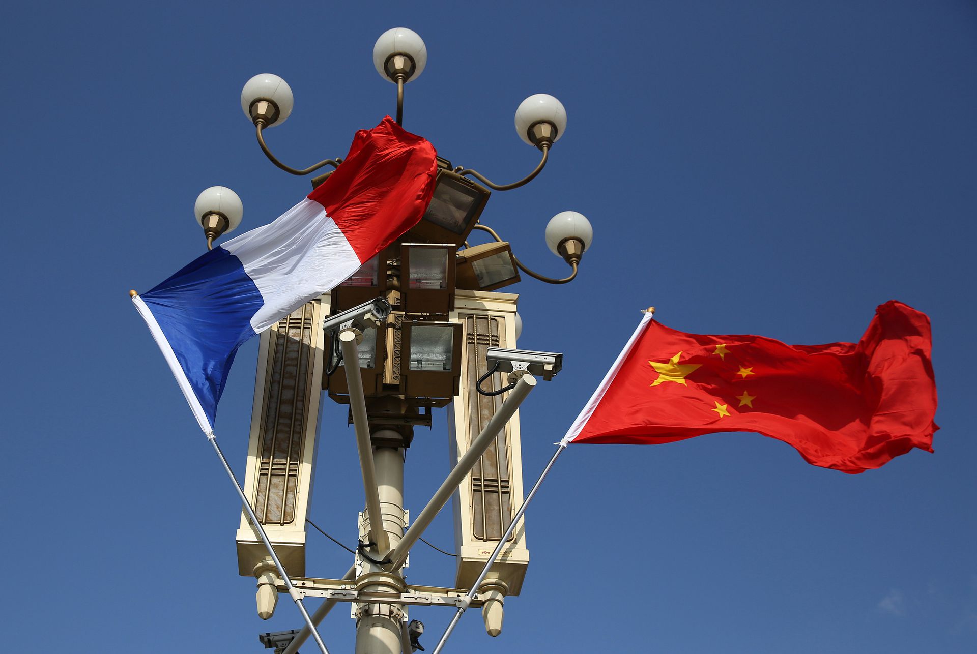 法国两名前特工涉嫌向中国泄密被判刑北京回应 多维新闻 中国