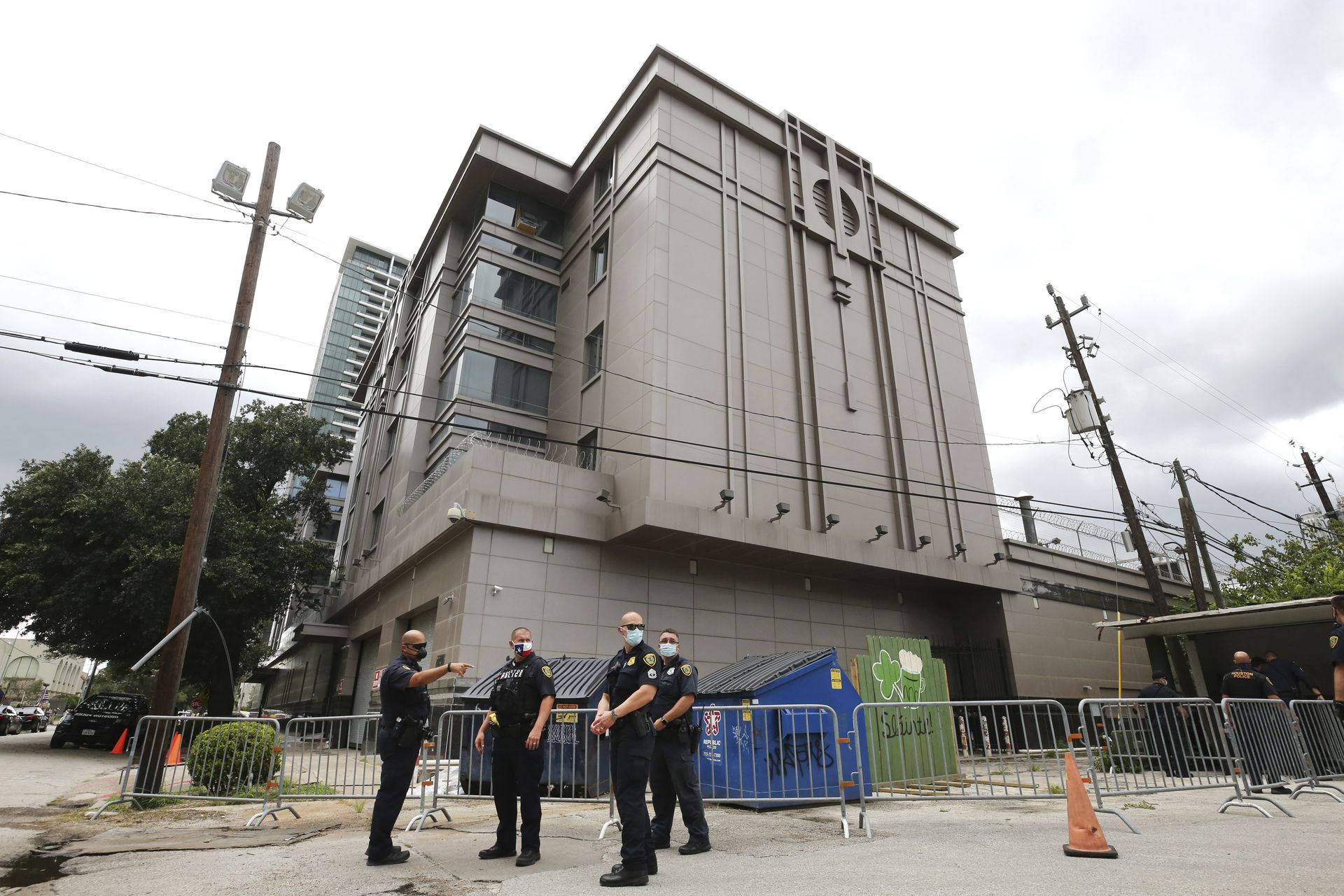美国关闭中国驻休斯敦总领馆北京揭穿美方十大谎言 多维新闻 全球