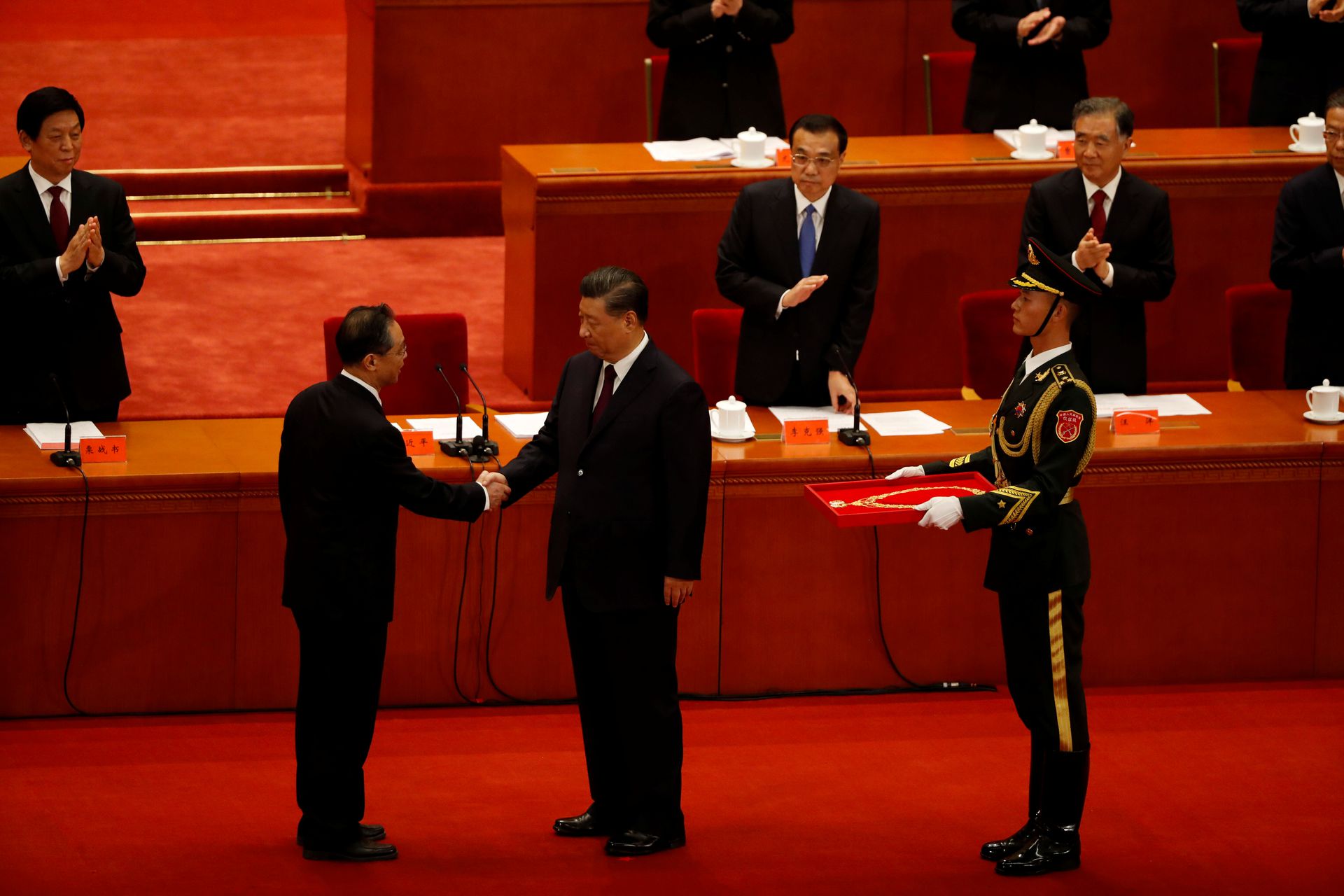 庆功之外的李文亮悲剧中共会学到什么 多维新闻 中国 庆功之外的李文亮悲剧中共会学到什么 多维新闻 中国