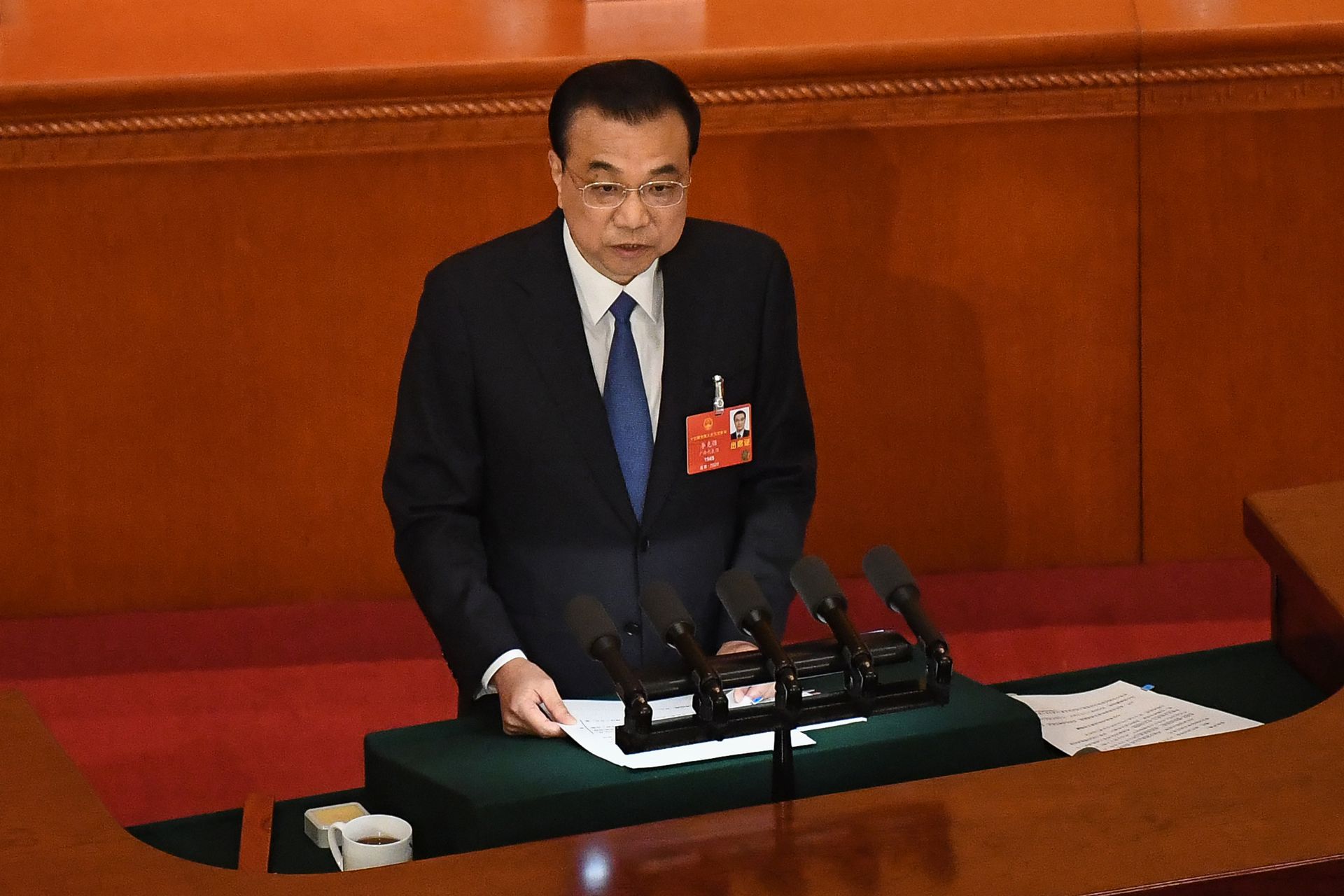 李克强未提今年经济增速具体目标,有利于中国经济实事求是的正常发展。(AFP) 李克强未提今年经济增速具体目标,有利于中国经济实事求是的正常发展。(AFP)