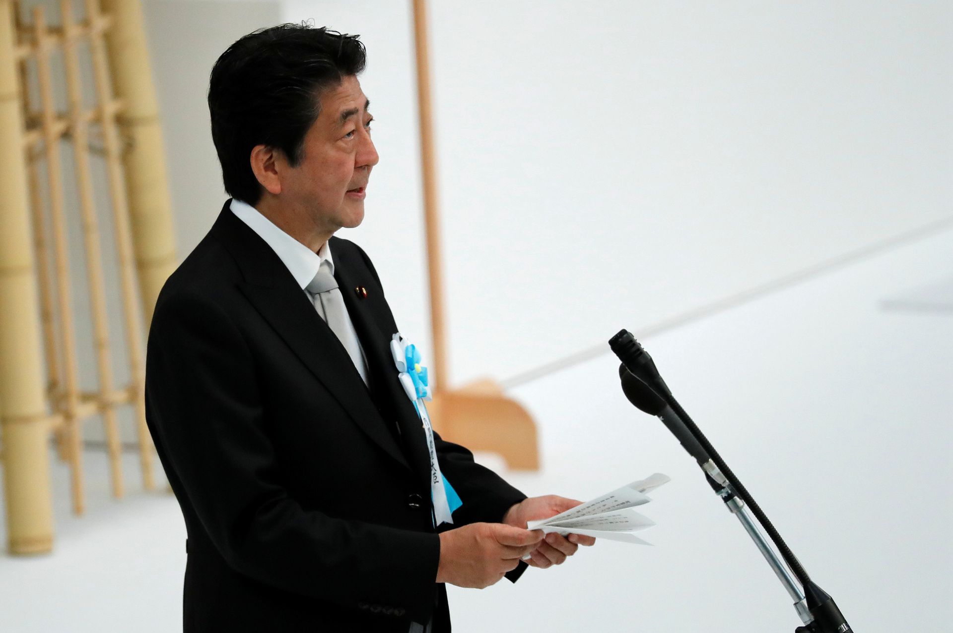 优享资讯 安倍晋三参拜靖国神社菅义伟以首相名义供奉供品 优享资讯 安倍晋三参拜靖国神社菅义伟以首相名义供奉供品