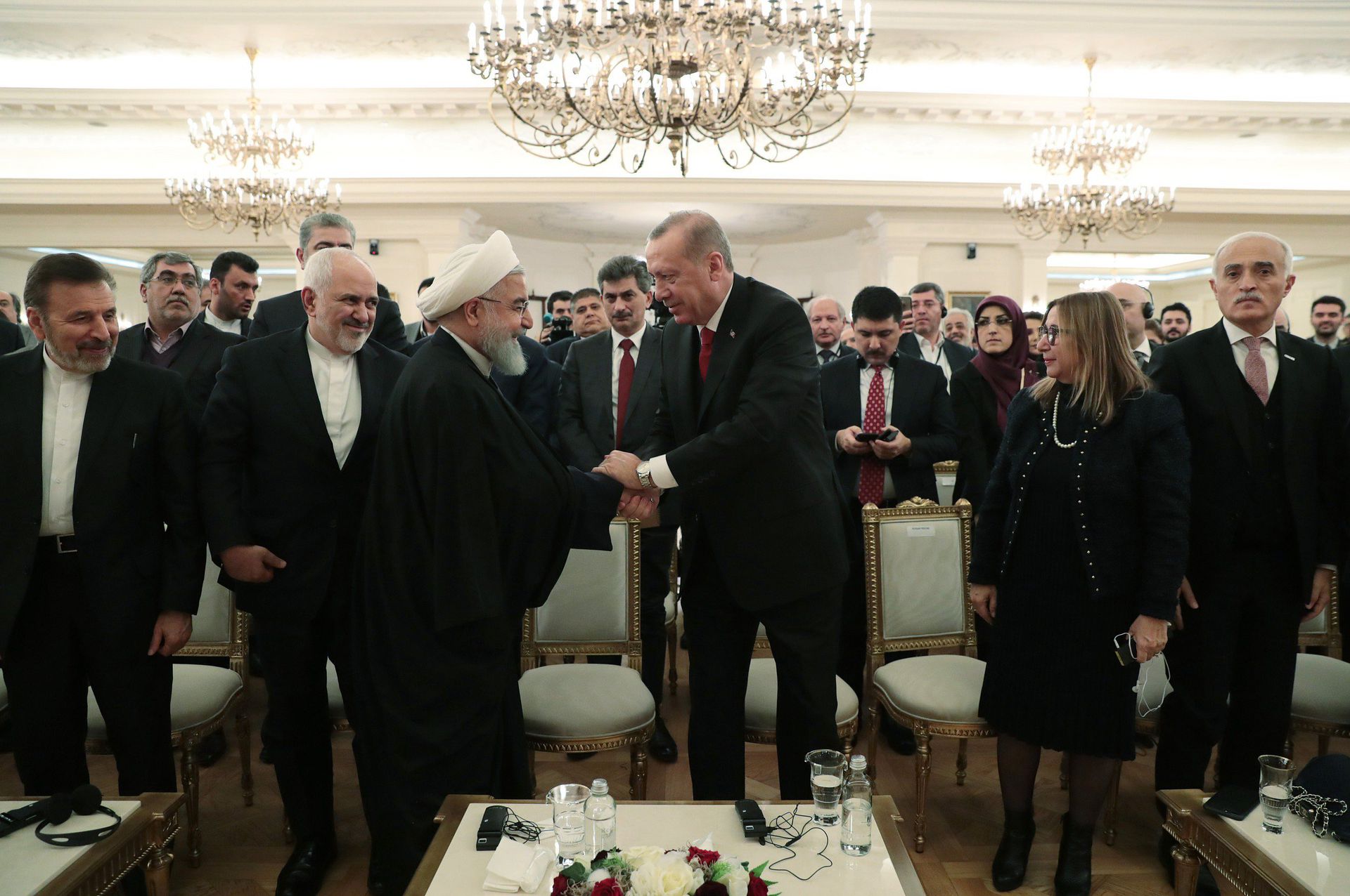 2018年12月20日，土耳其安卡拉，伊朗总统鲁哈尼、土耳其总统埃尔多安出席土伊商业论坛。 （VCG）