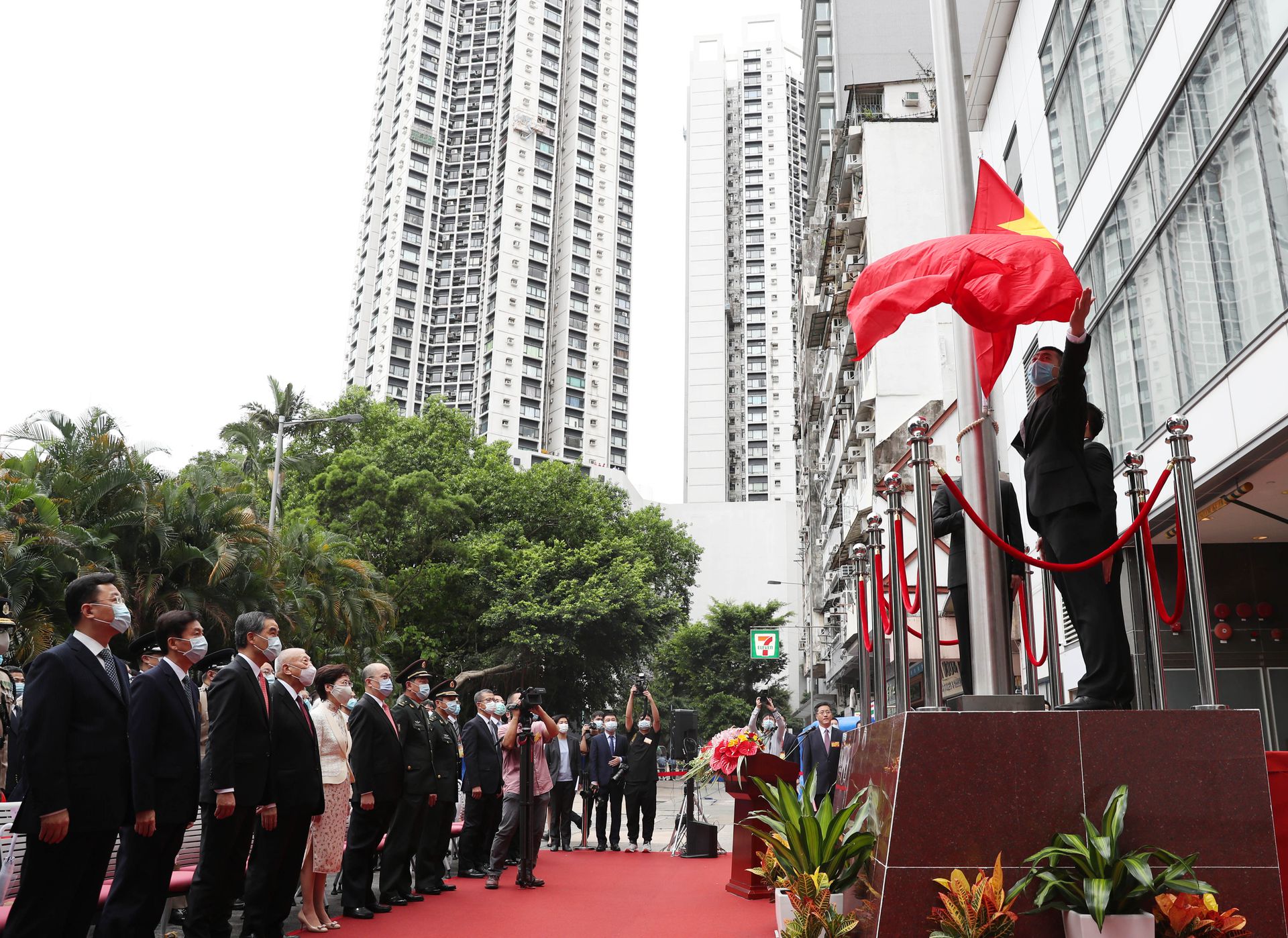 2020年7月8日，中国中央人民政府驻香港特别行政区维护国家安全公署在香港揭牌。（新华社）