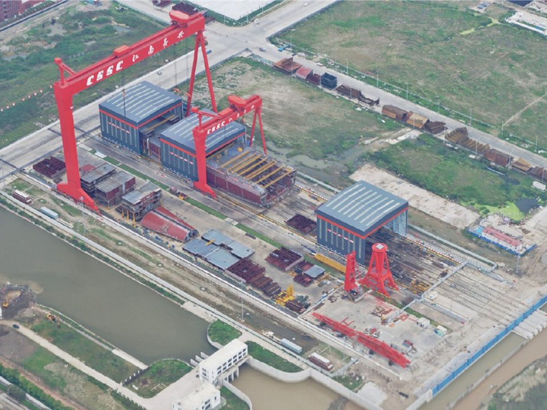 消失的中国003航母现身新船坞战力或逼近美航母 图 多维新闻 中国