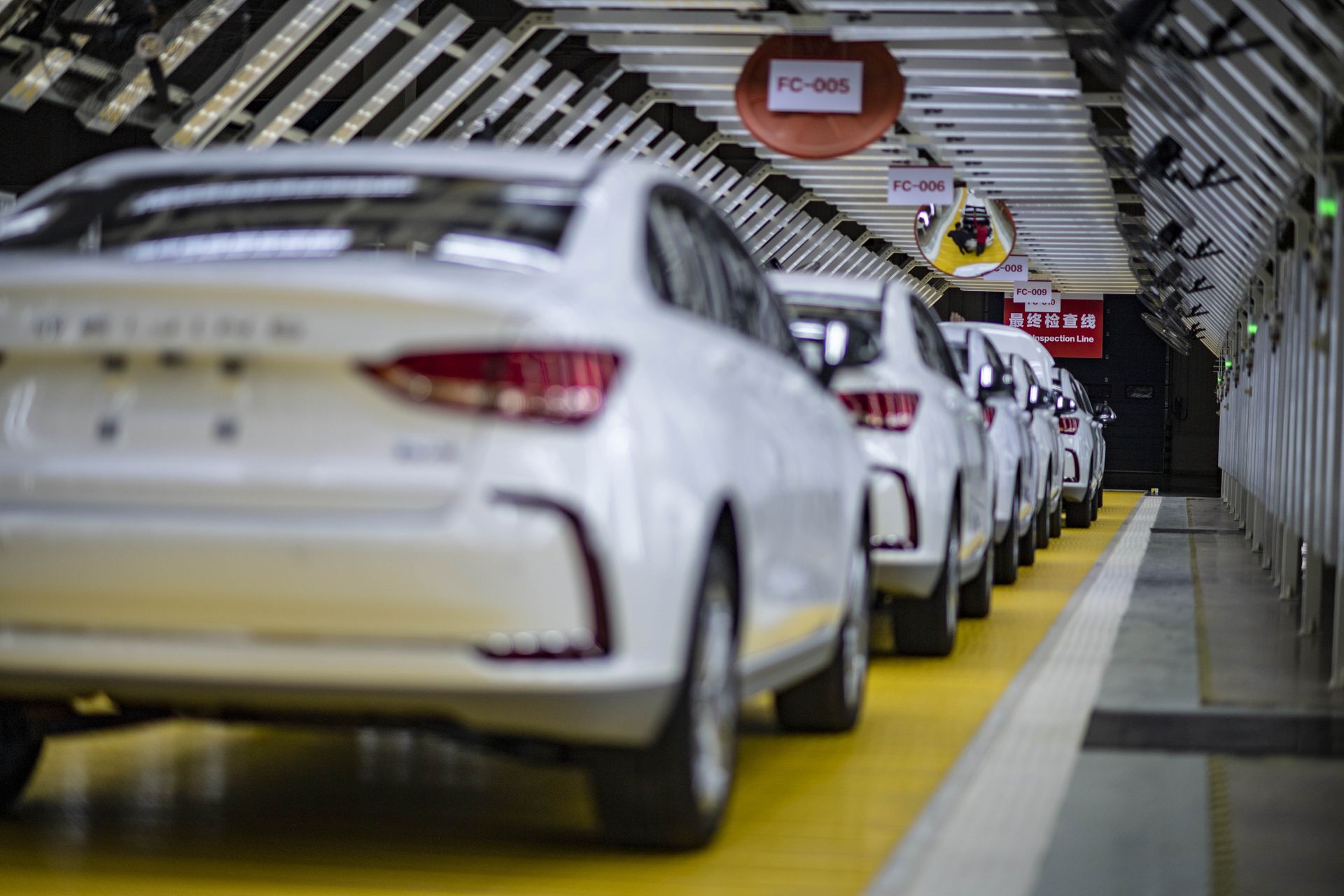 中國發布「十四五」工業綠色發展規劃　加快發展新能源汽車等產業