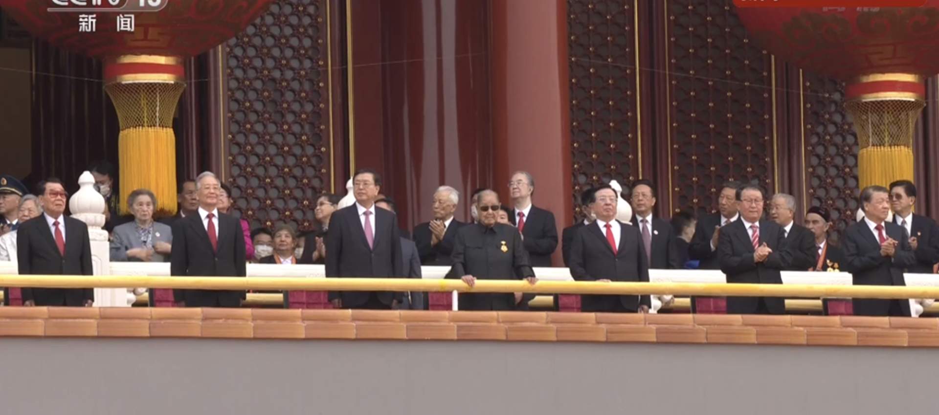 温家宝、宋平等多名已退休中共领导人出席百年大庆。（中国央视截图）