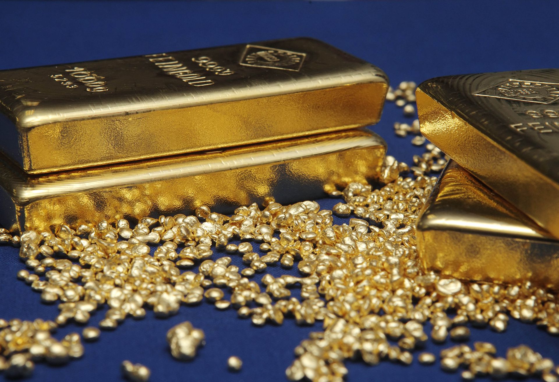 全球通胀不断　最大资管公司为何抛售黄金