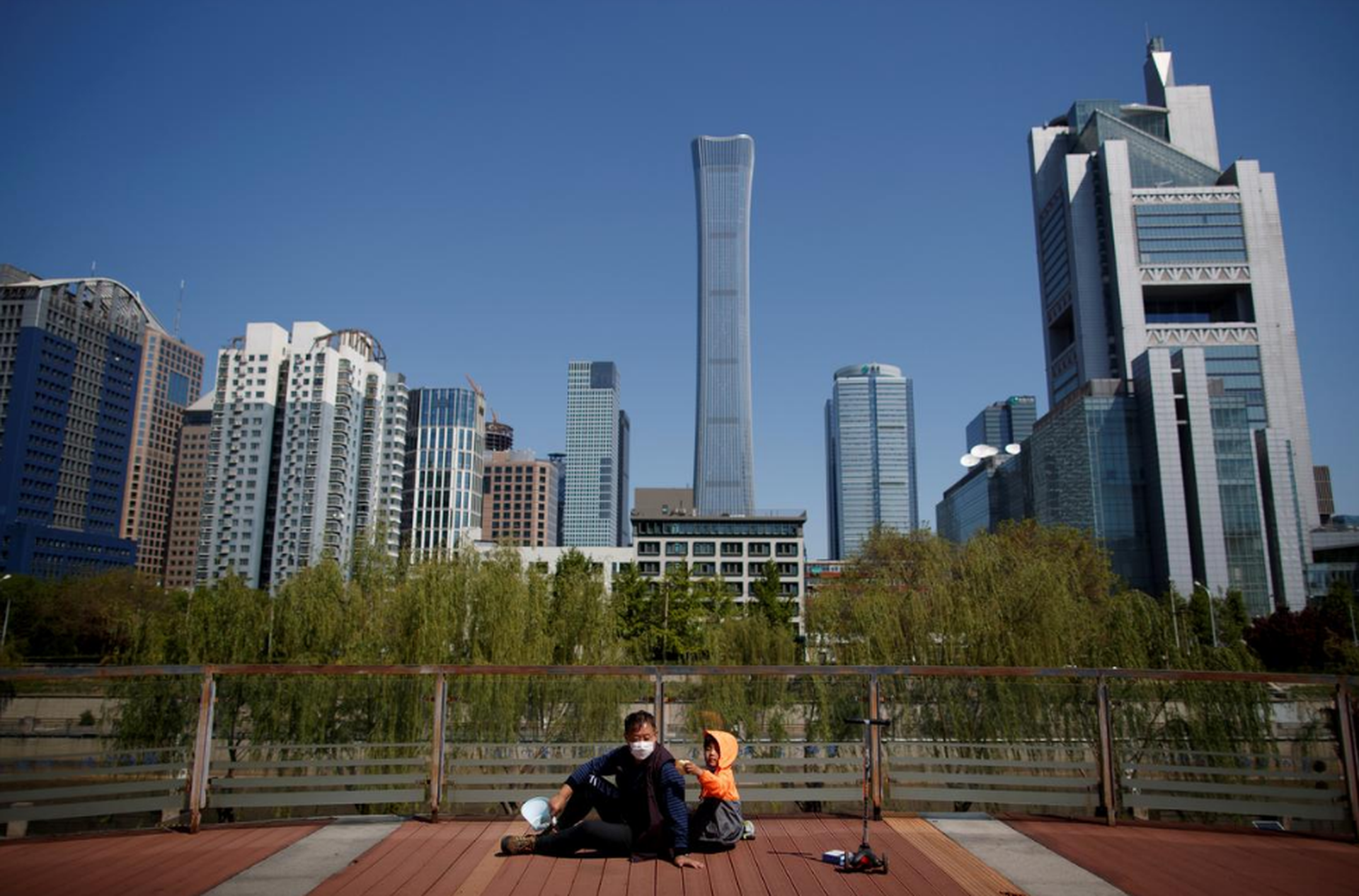 中国褐皮书报告 中国经济反弹不均仅沿海实现强劲反弹 多维新闻 经济