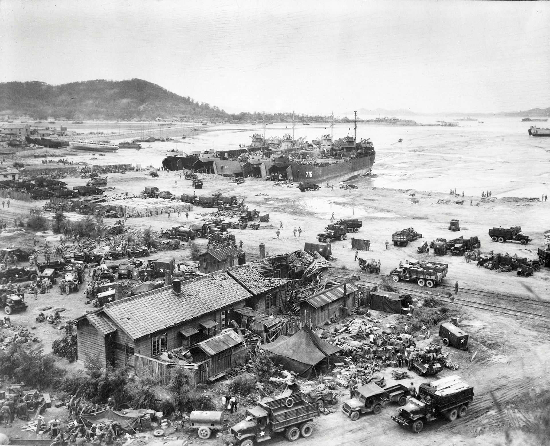 1950年9月15日至28日，联合国军在仁川登陆，以伤亡1.2万人的代价占领汉城，随后越过三八线北进。（Getty）