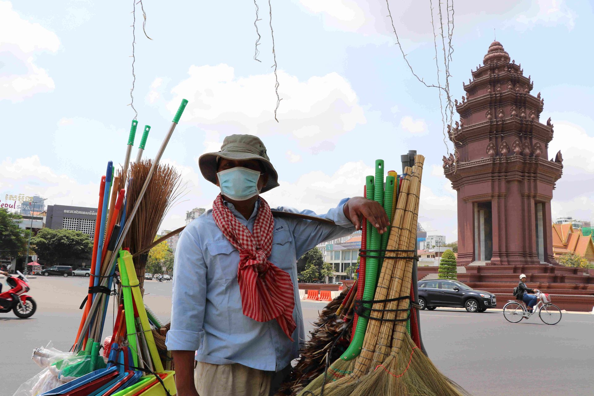 很快，柬埔寨也在2021年4月成为此次疫情传播的重要热点地带之一。（新华社）
