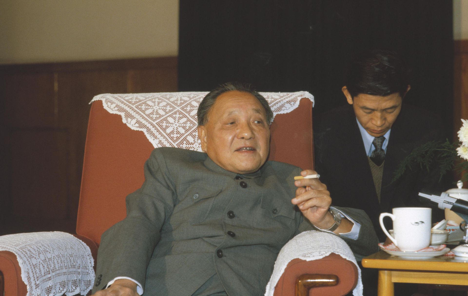 1983年6月26日,邓小平阐述了用一国两制方针实现中国大陆与台湾和平统一的设想。(Getty) 1983年6月26日,邓小平阐述了用一国两制方针实现中国大陆与台湾和平统一的设想。(Getty)