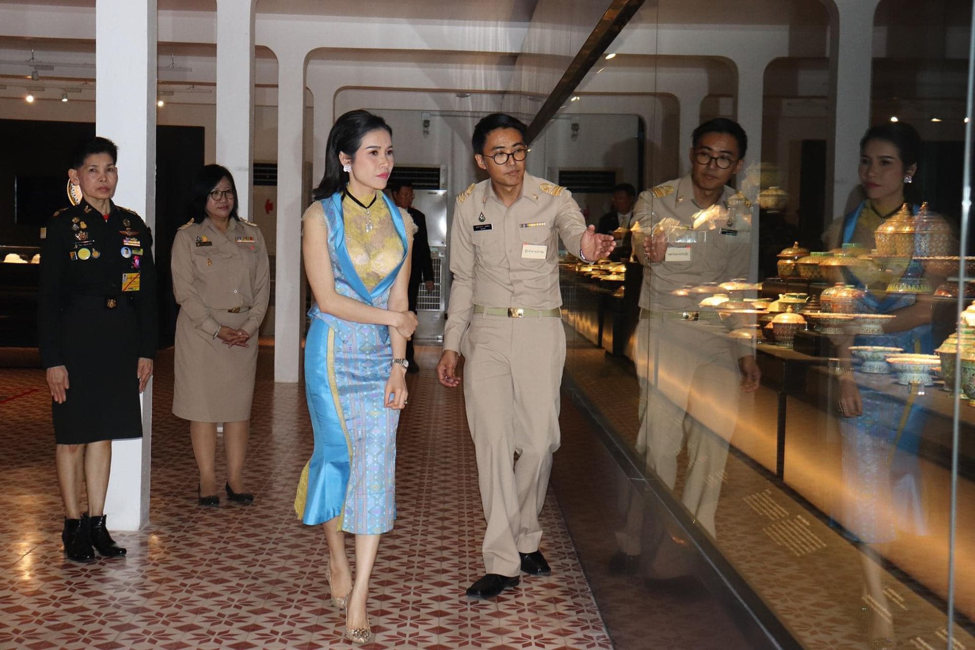 2020年11月24日，诗妮娜王妃参观泰国国家博物馆。（Twitter@Royal World Thailand）