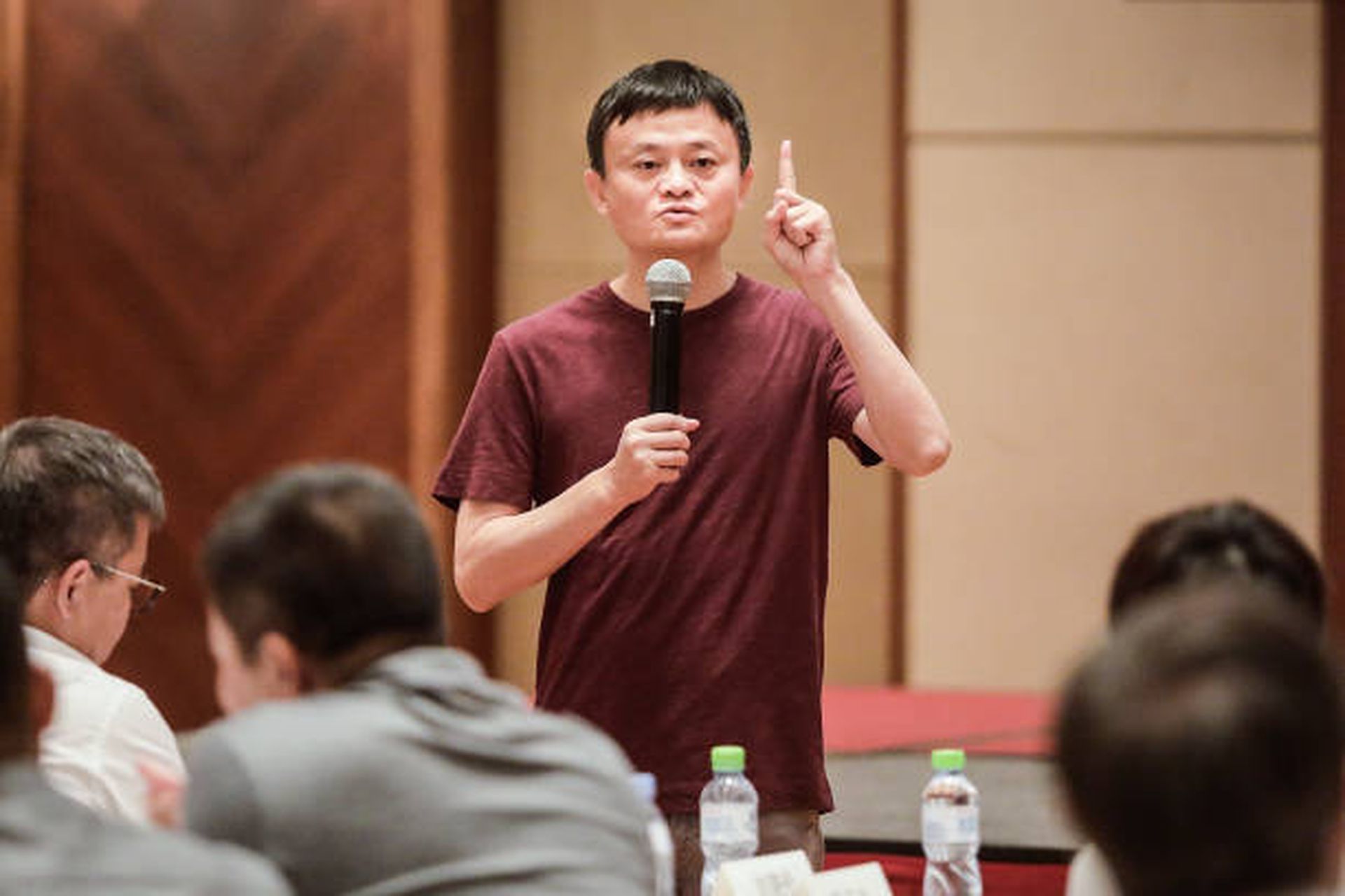 2018年1月21日，马云在中国海南省三亚市发表演讲，希望资助农村寄宿学校项目。（Getty）