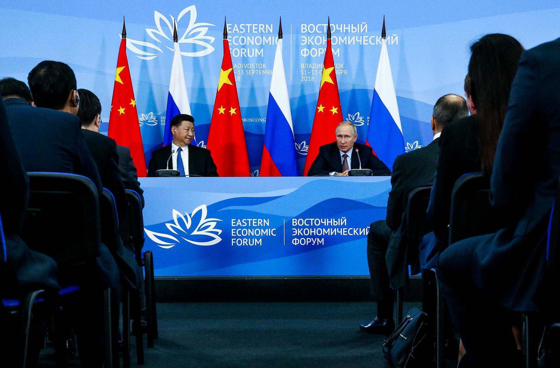 2018年9月11日，习近平与普京参加第四届东方经济论坛期间，举行联合记者会。（Reuters）