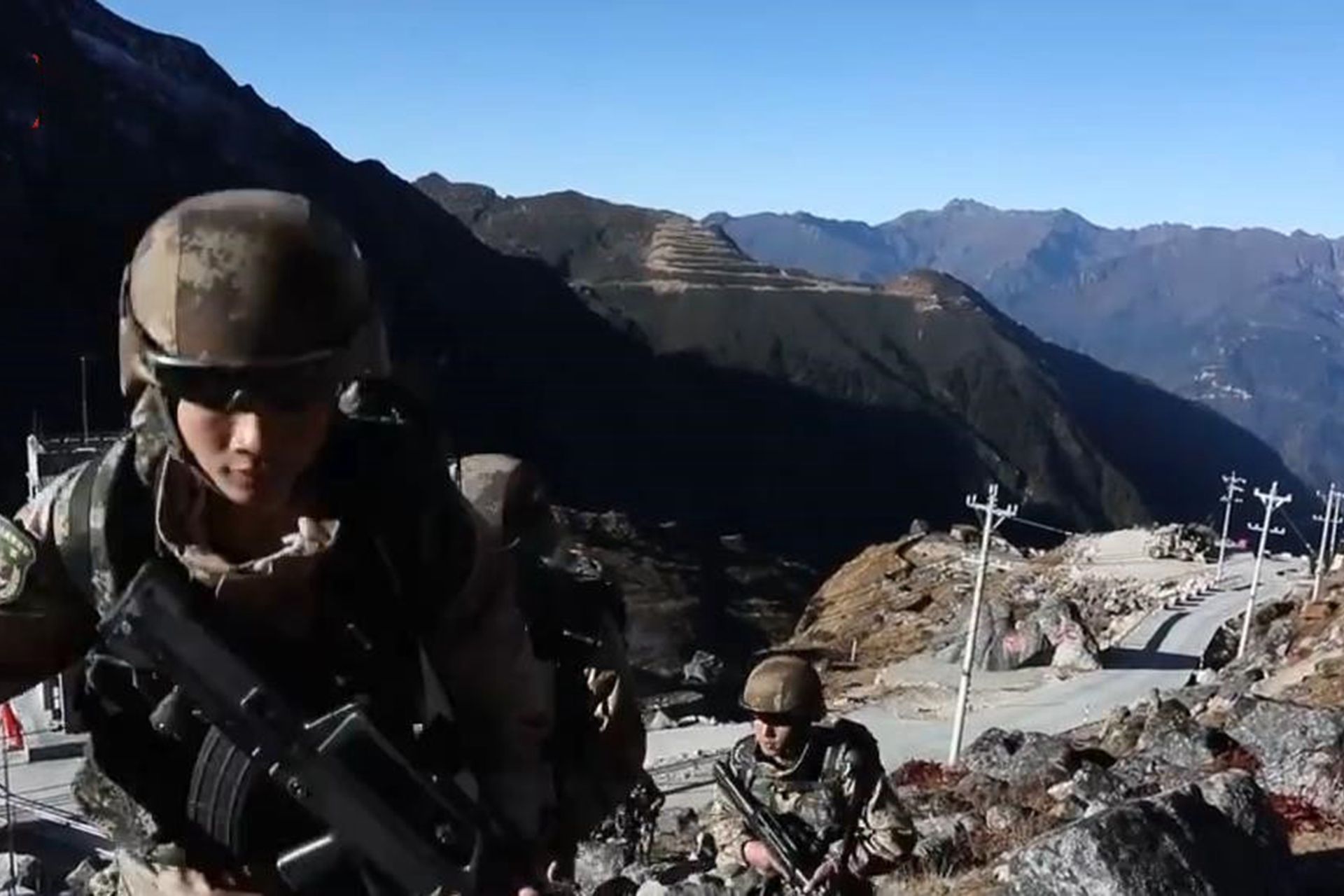 中国在边境的后勤保障能力强悍。(中国央视截图) 中国在边境的后勤保障能力强悍。(中国央视截图)