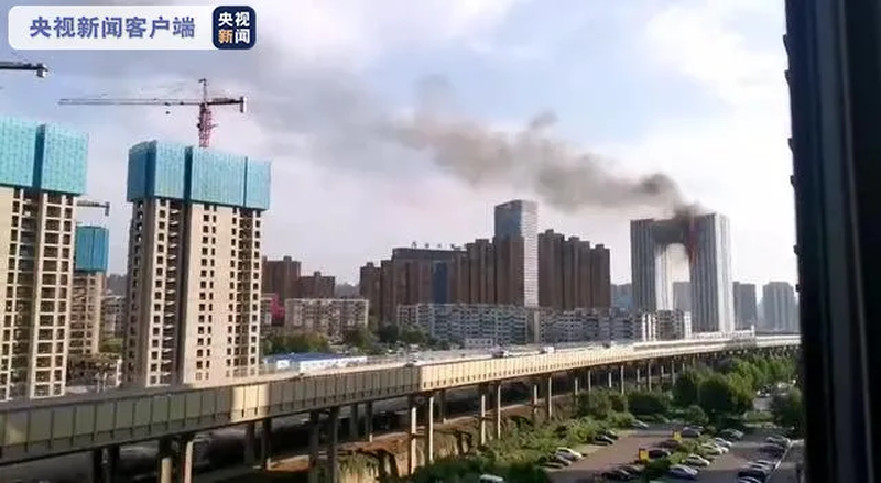 實拍:大連地標大廈持續燃燒7小時 親曆者憶述 1 508307284531613696605321