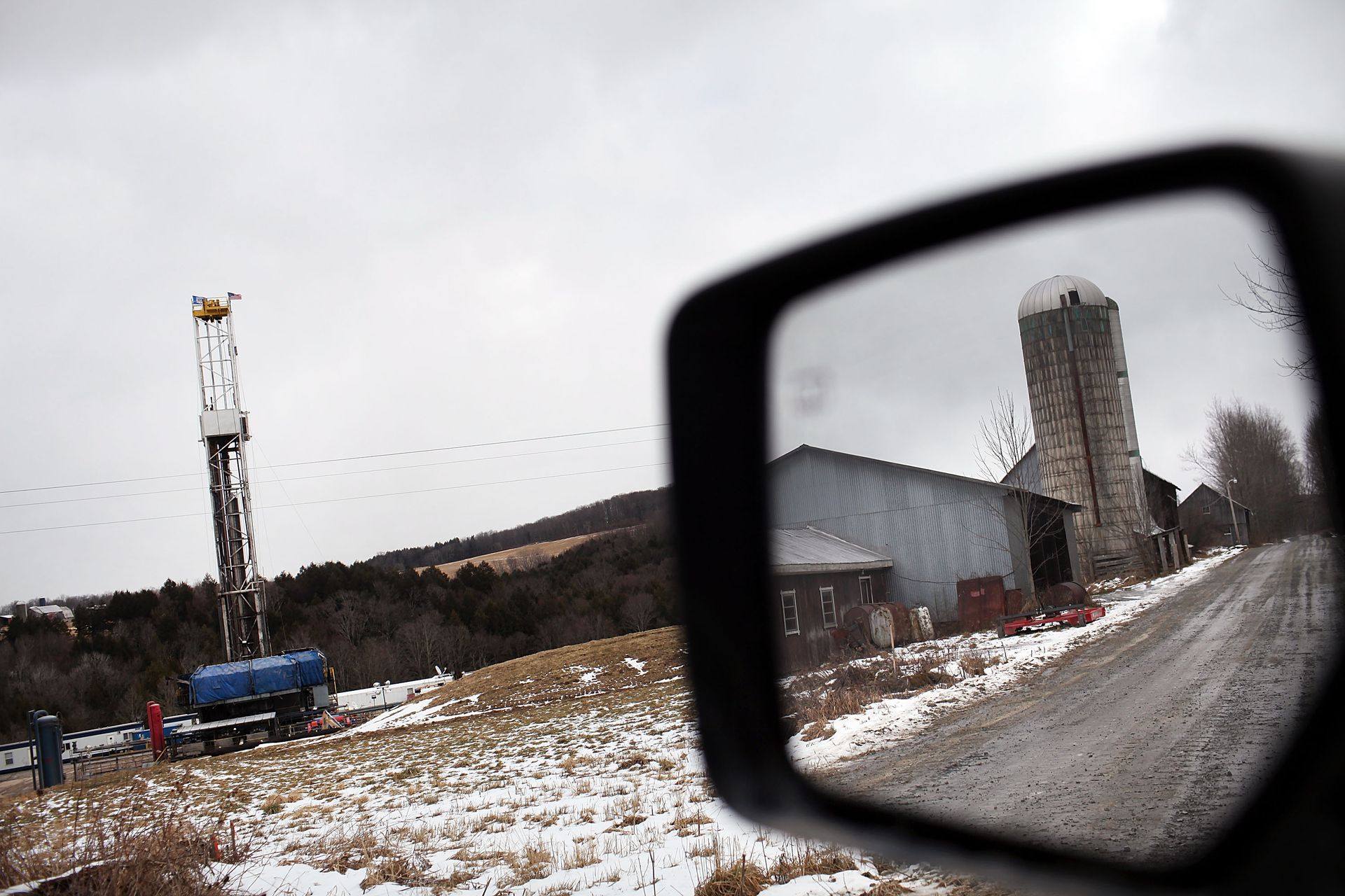 宾州有大量工人任职于天然气产业。总统的能源政策取向，将决定他们的投票选项。（Getty Images）