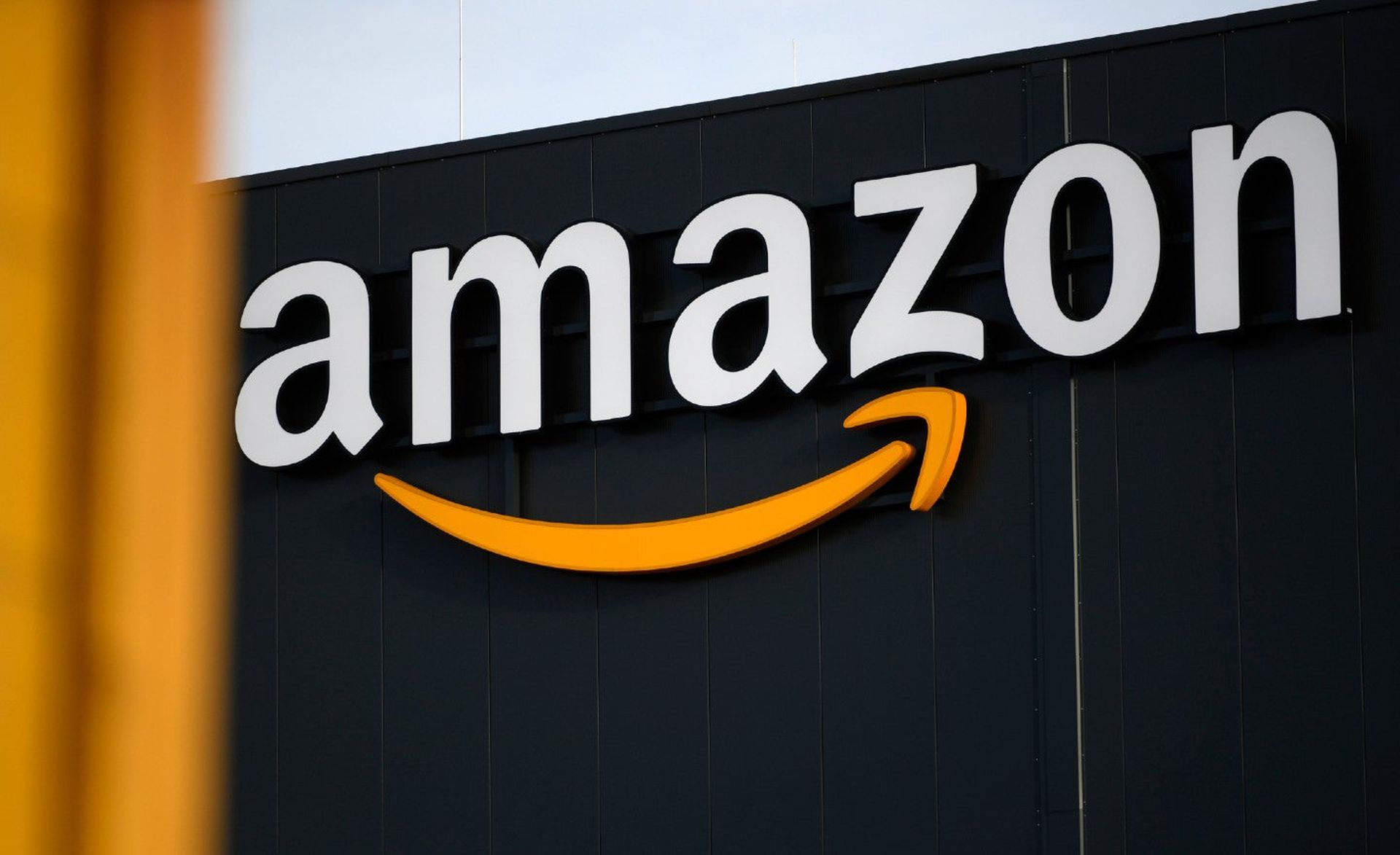 Amazon傳拆細股份最快本周四公布 巨子icon