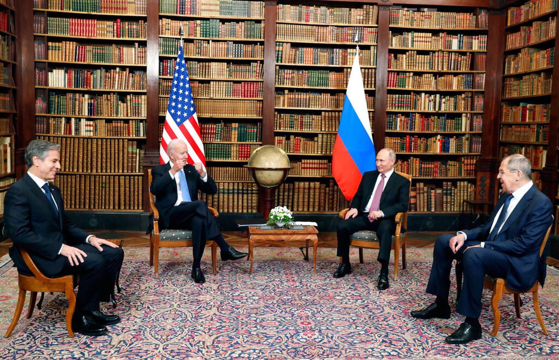 这是拜登上台后，首次与普京举行面对面的会晤。（AP）