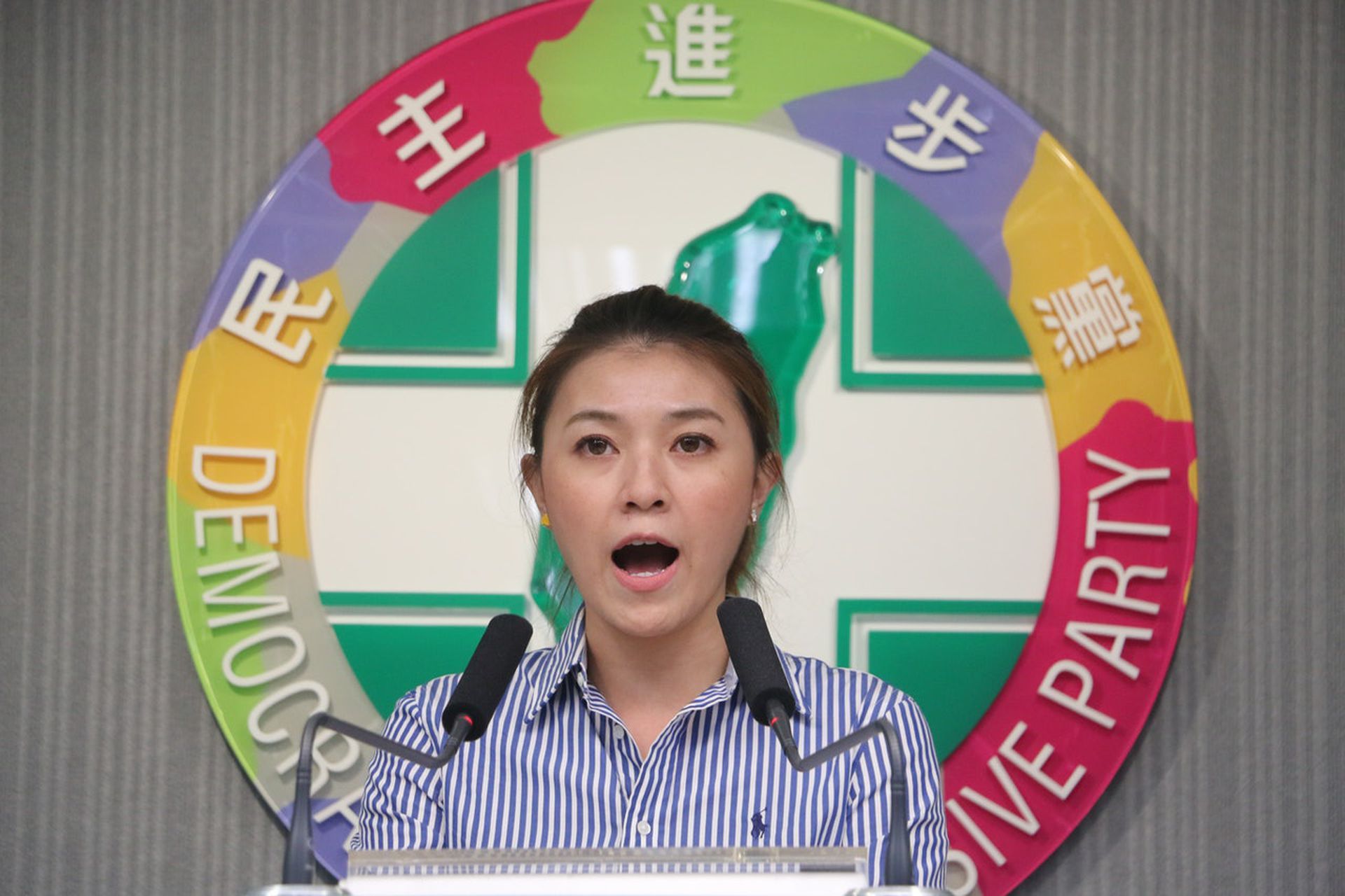 期望民进党别在某些层面超过共产党 多维新闻 台湾
