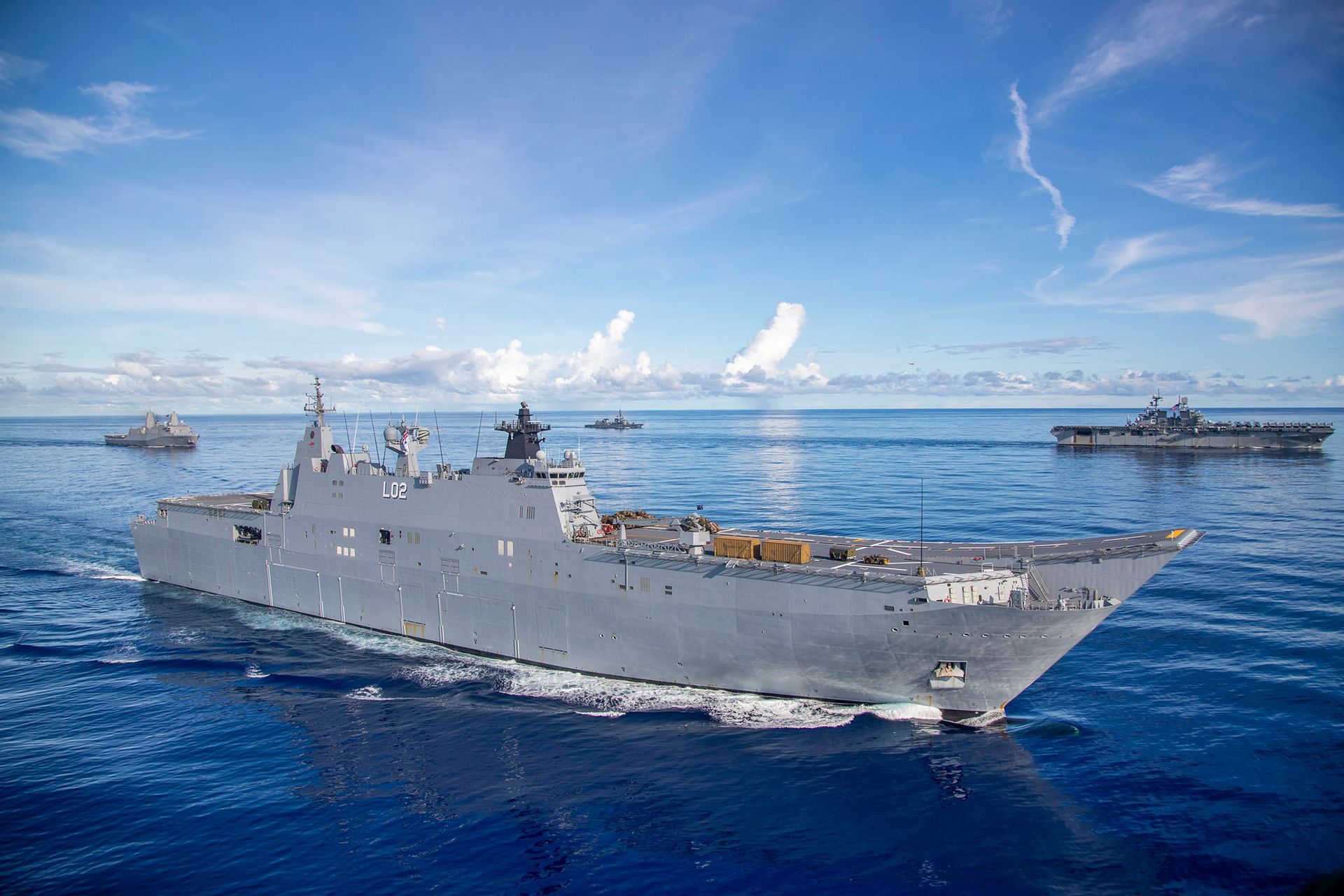 澳大利亚皇家海军（RAN）堪培拉号两栖舰 HMAS Canberra (L02)。（Facebook@U.S. Pacific Fleet）