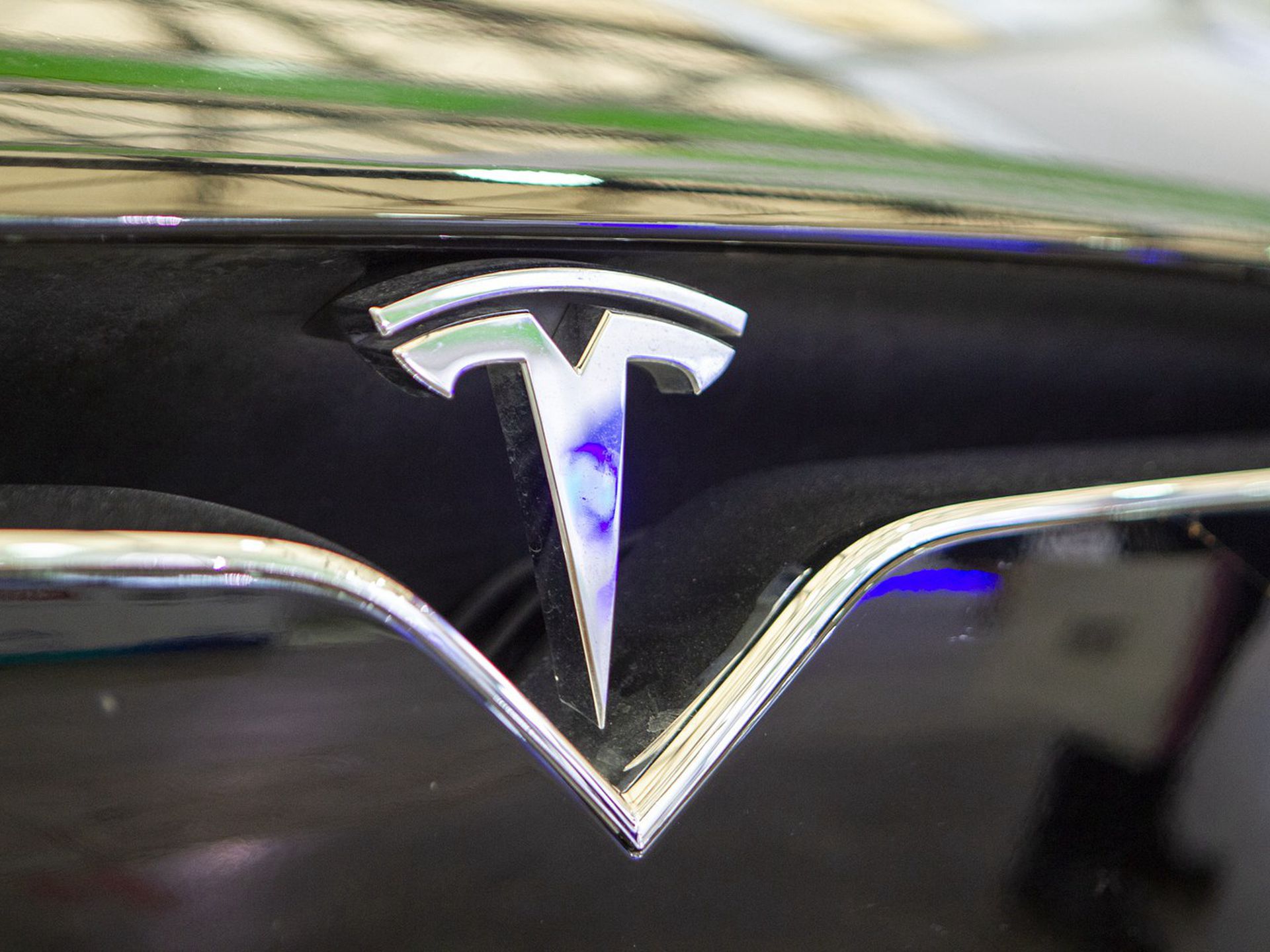 拜登首次認可Tesla　Elon Musk也需要錦上添花│企業熱評