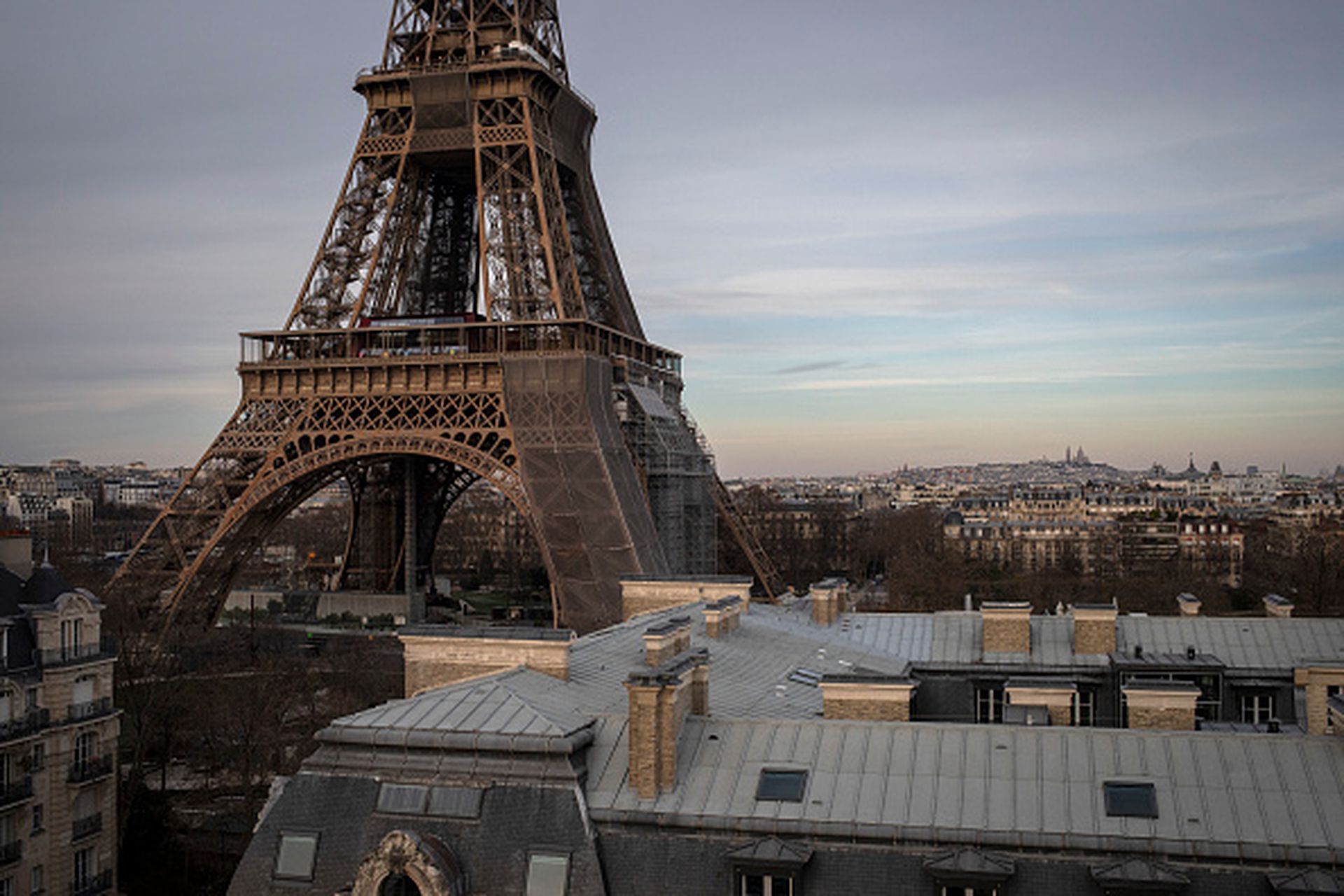 第四位：巴黎。图为2021年2月镜头下的艾菲尔铁塔（Eiffel Tower）铁塔。（Getty）