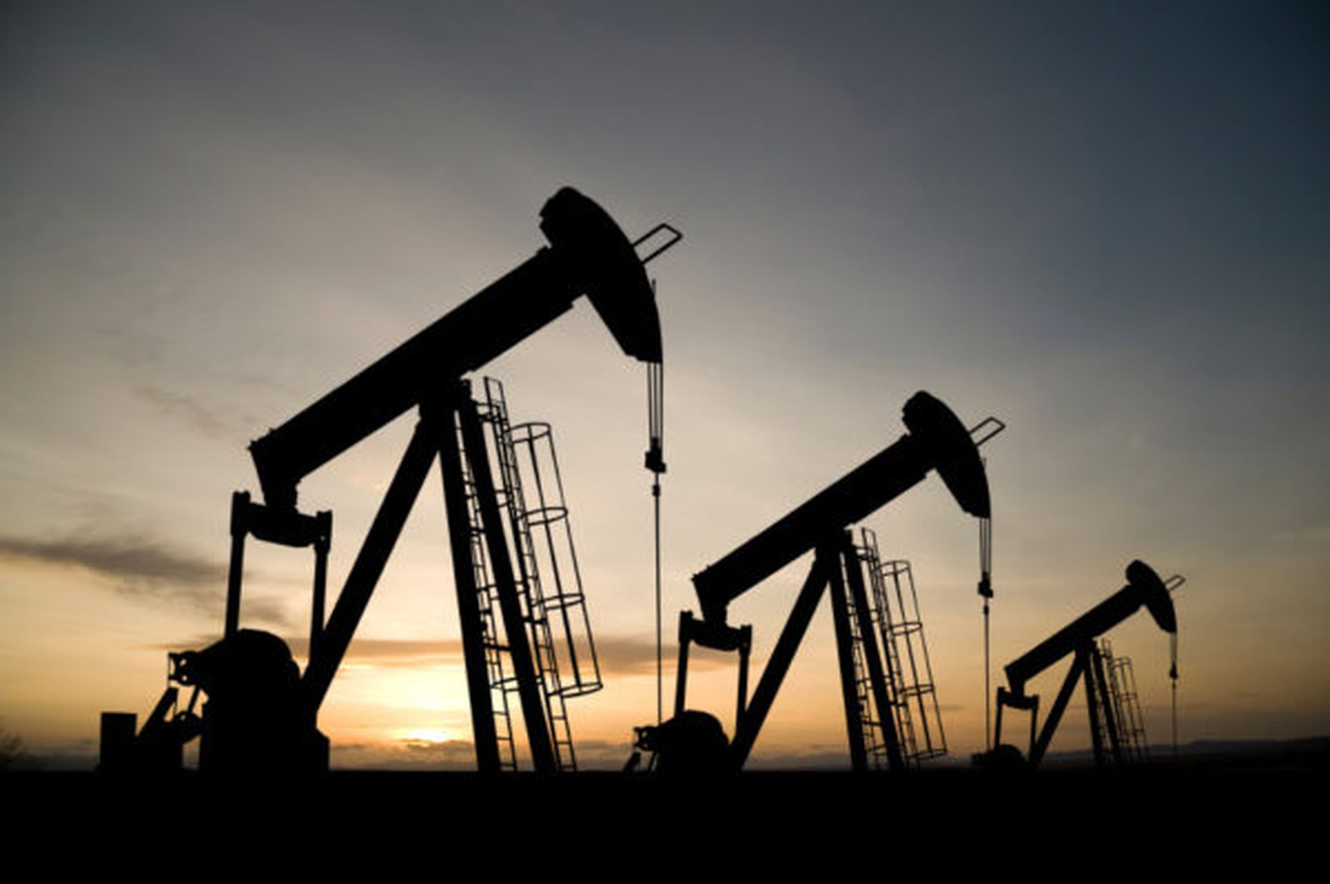 國際油價相對位置較低　潛在上漲空間巨大｜巨子點評