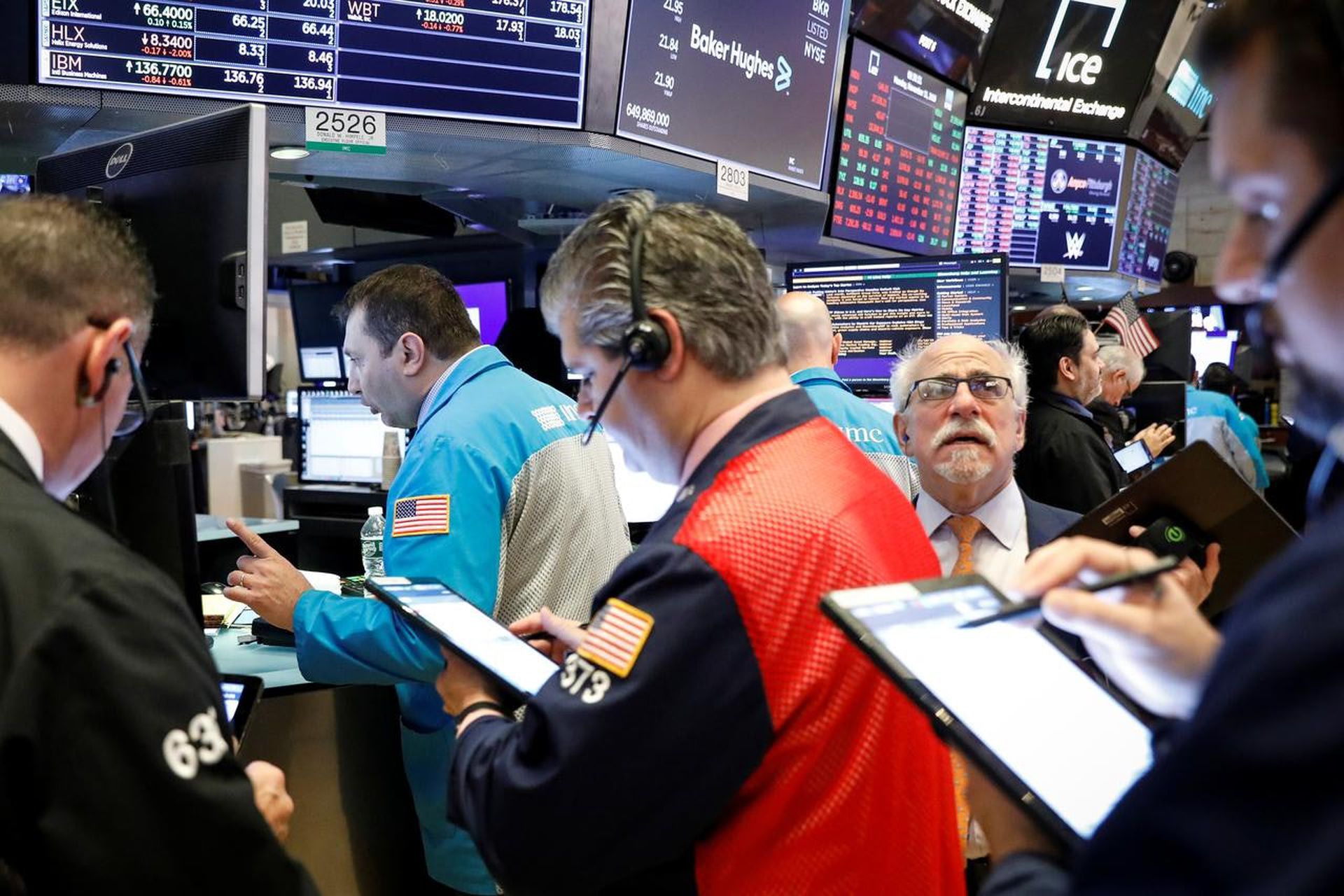鮑威爾「鷹」氣十足　全球金融市場動盪加劇｜巨子點評