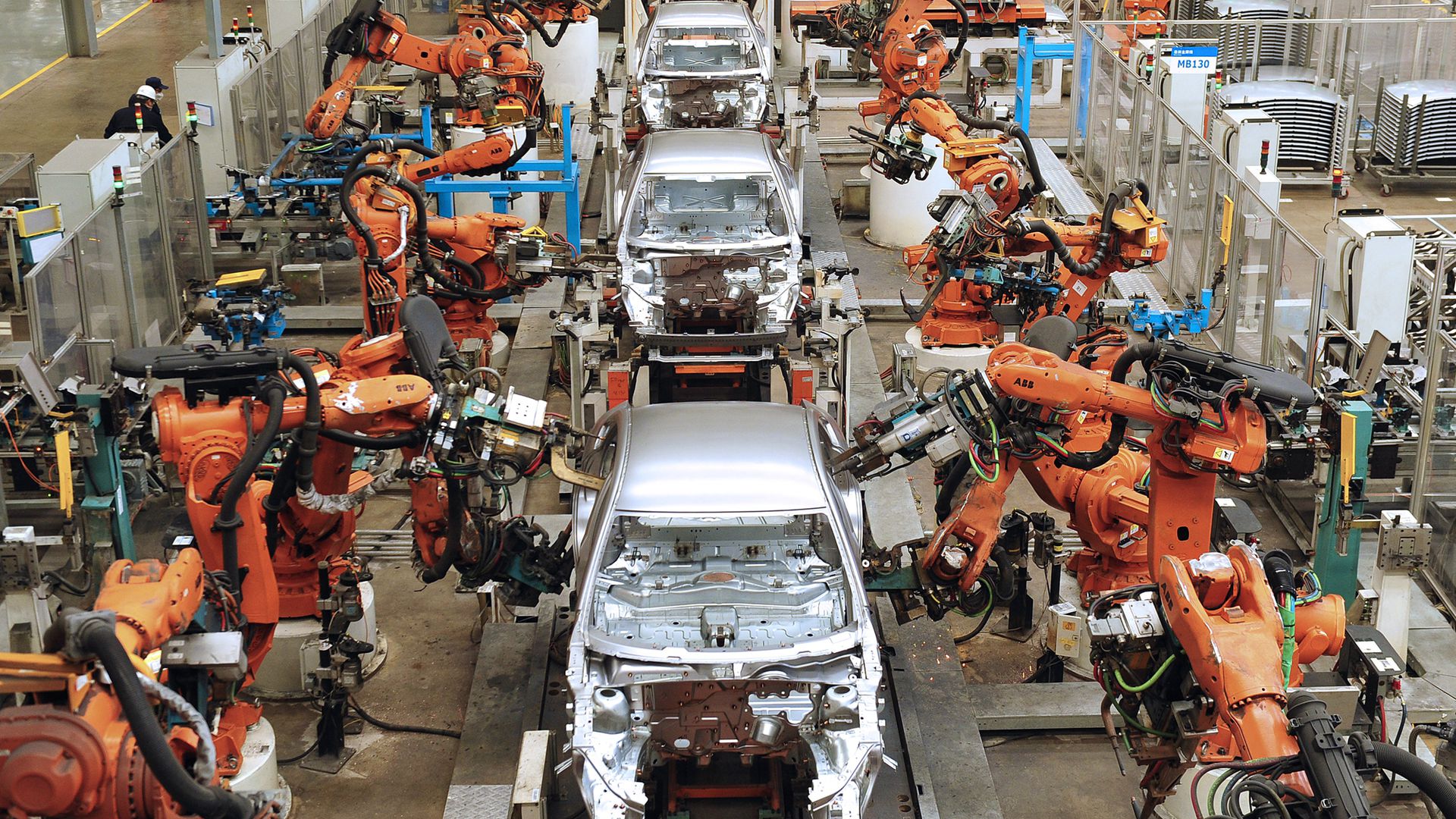中國汽車產銷量連續13年保持全球第一