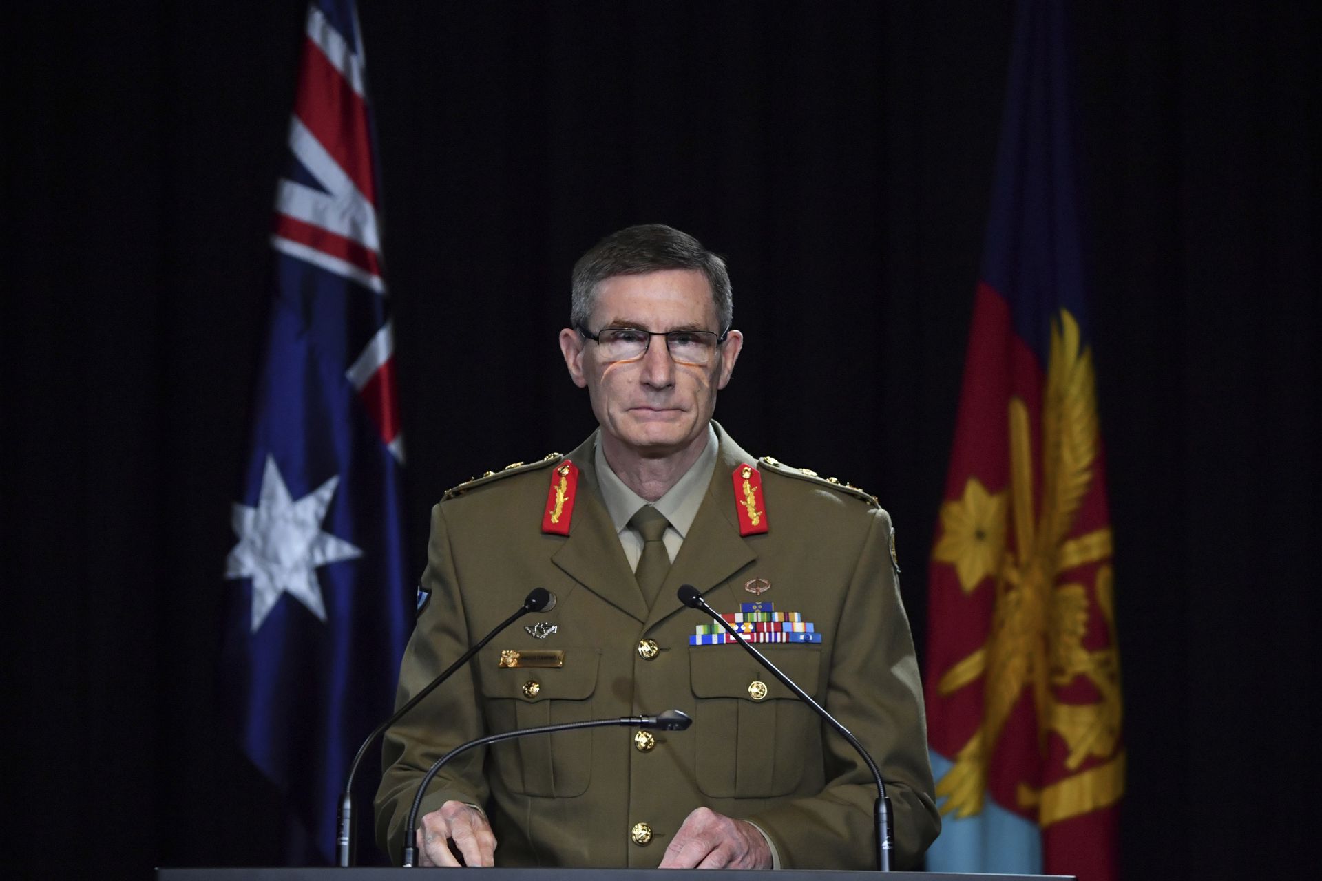 2020年11月19日，澳大利亚国防军总司令坎贝尔（Angus Campbell）公布澳国防军阿富汗调查督察长的调查报告。（AP）