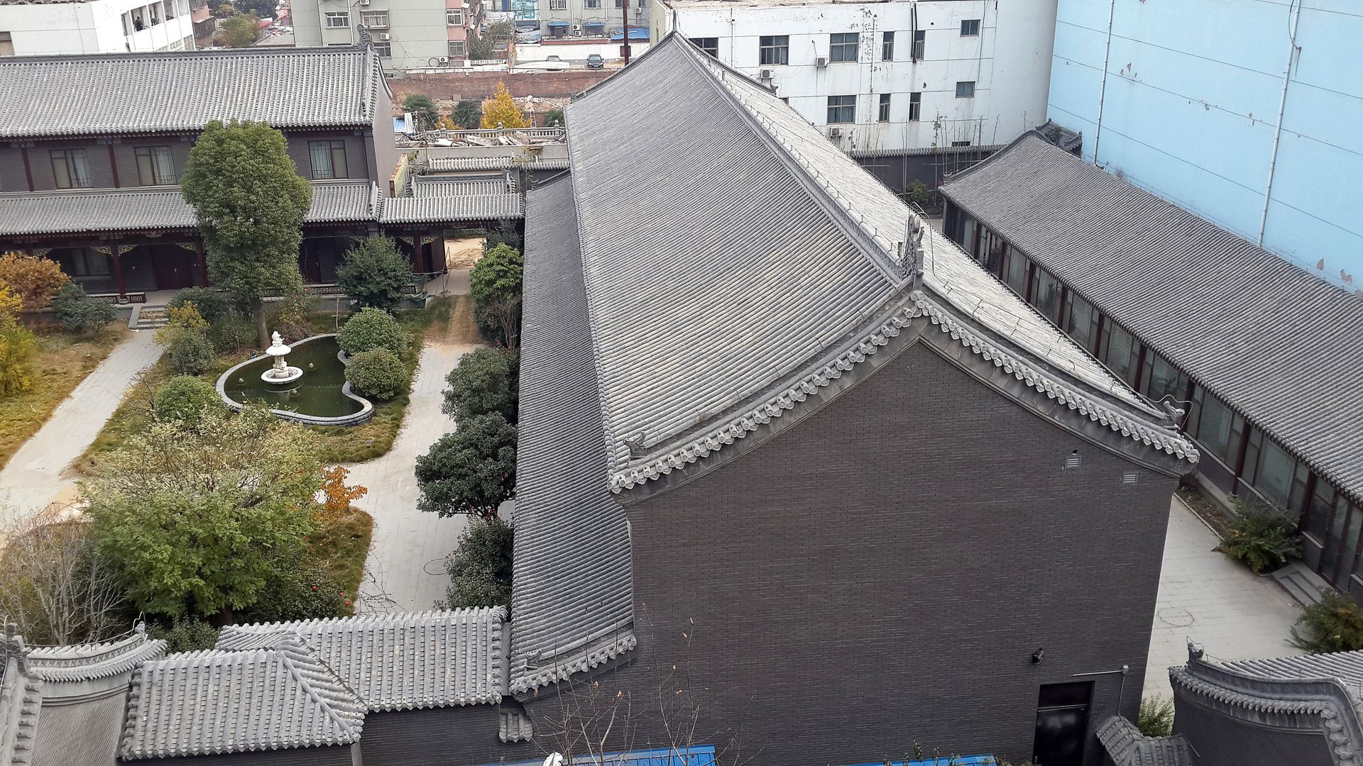 谷俊山在河南老家兴建的“将军府”。(视觉中国)