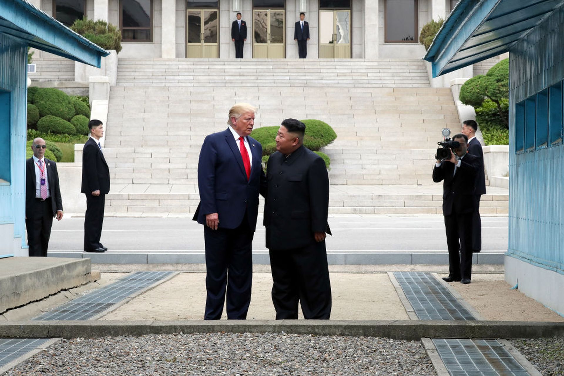 特朗普（左）与金正恩2019年6月在板门店会面。（Getty）