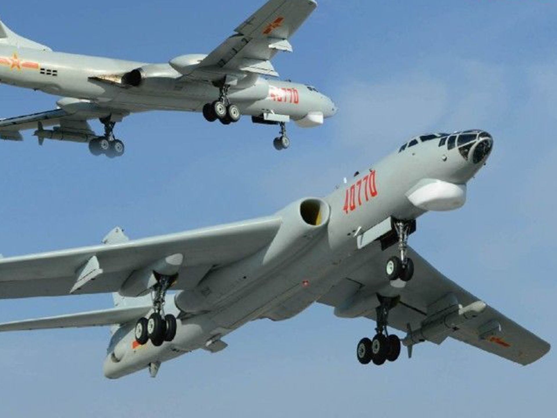 �ڻ�������ӥ��-100���������Ľ�ž���-6ս��������������